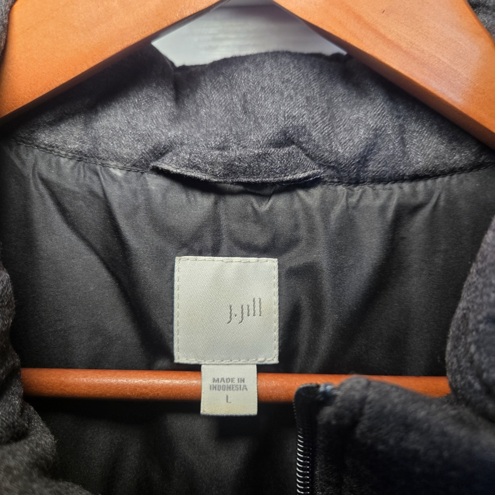 J.Jill Quilted Puffer Vest Women’s Size Large Gray Zip Front Layering Fall - Picture 3 of 4